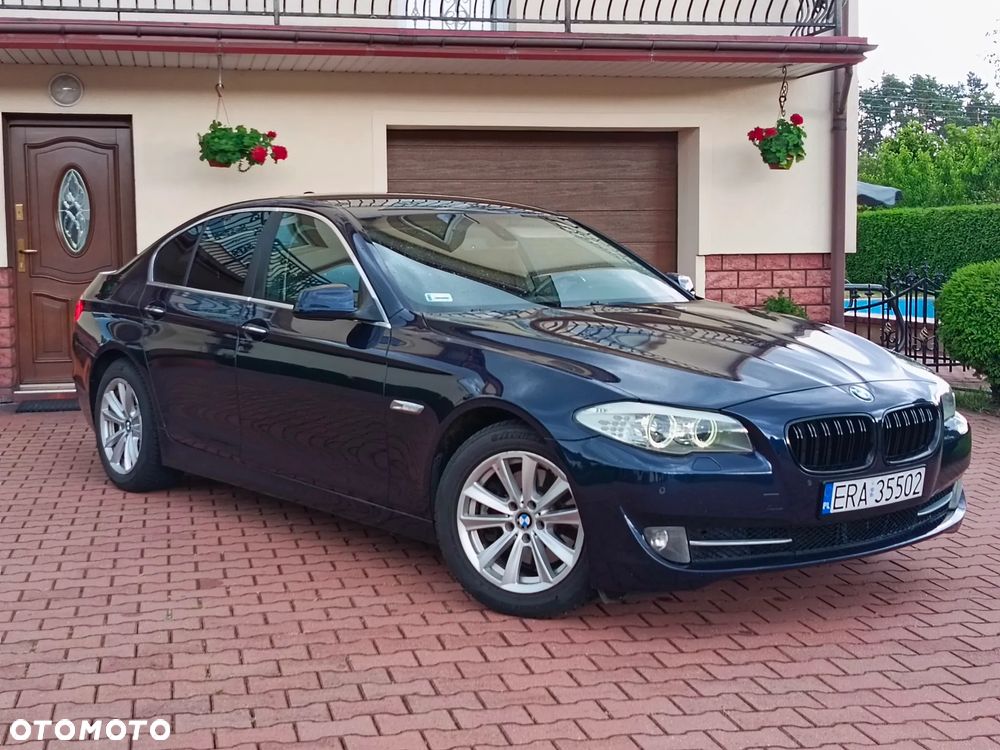 BMW Seria 5 520d Luxury Line - 4