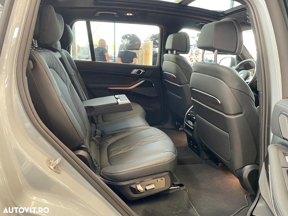 BMW X7 xDrive40d - 16
