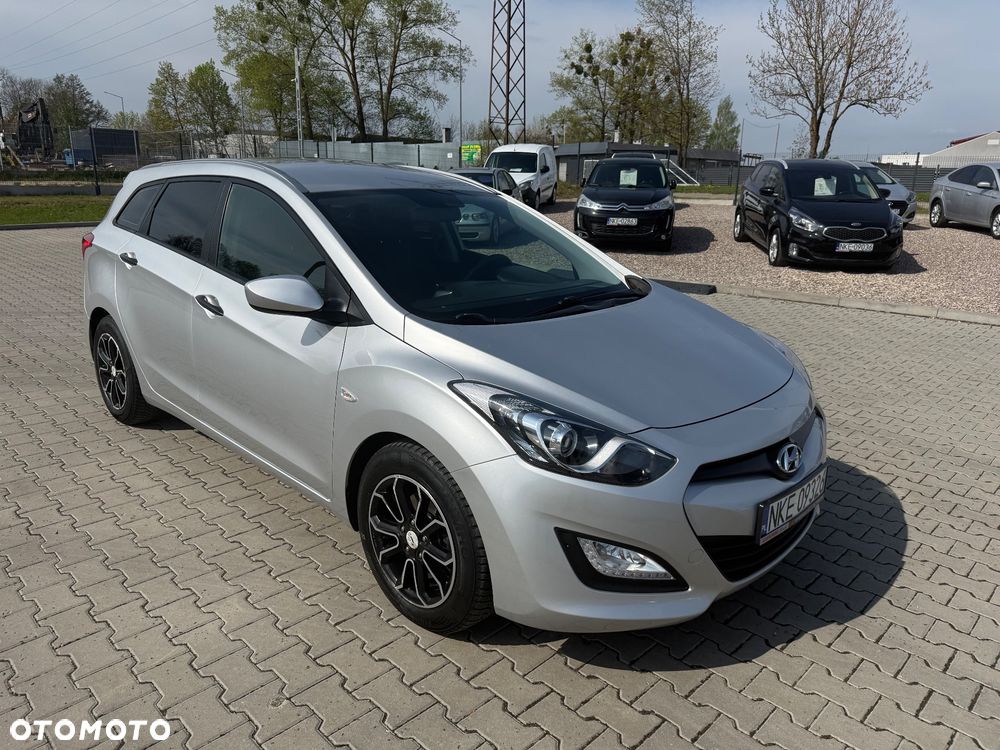 Hyundai i30 1.4 Fifa World Cup Edition - 13