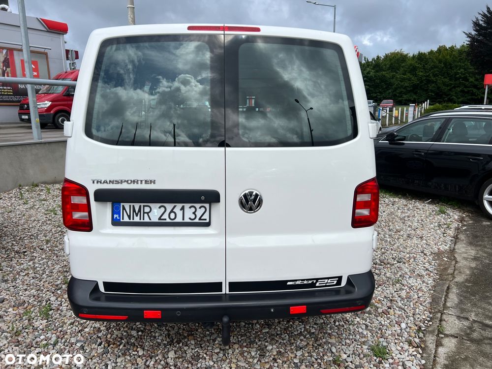 Volkswagen Transporter - 11