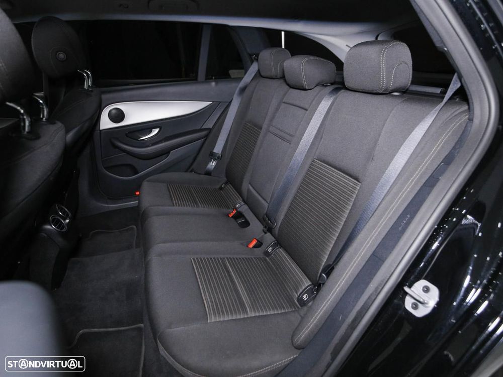 Mercedes-Benz E 300 de Avantgarde 4Matic - 10