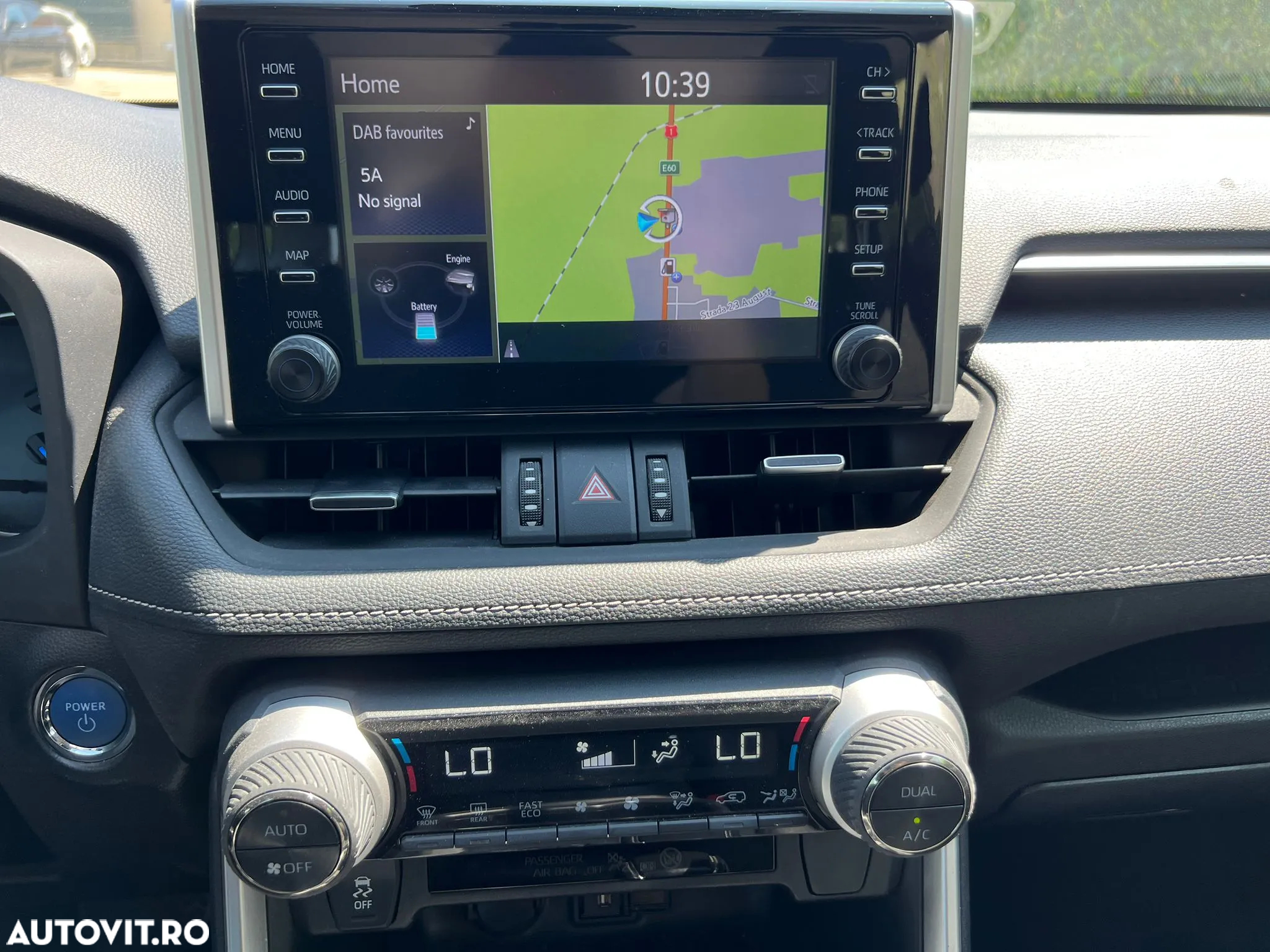 Toyota RAV4 - 24
