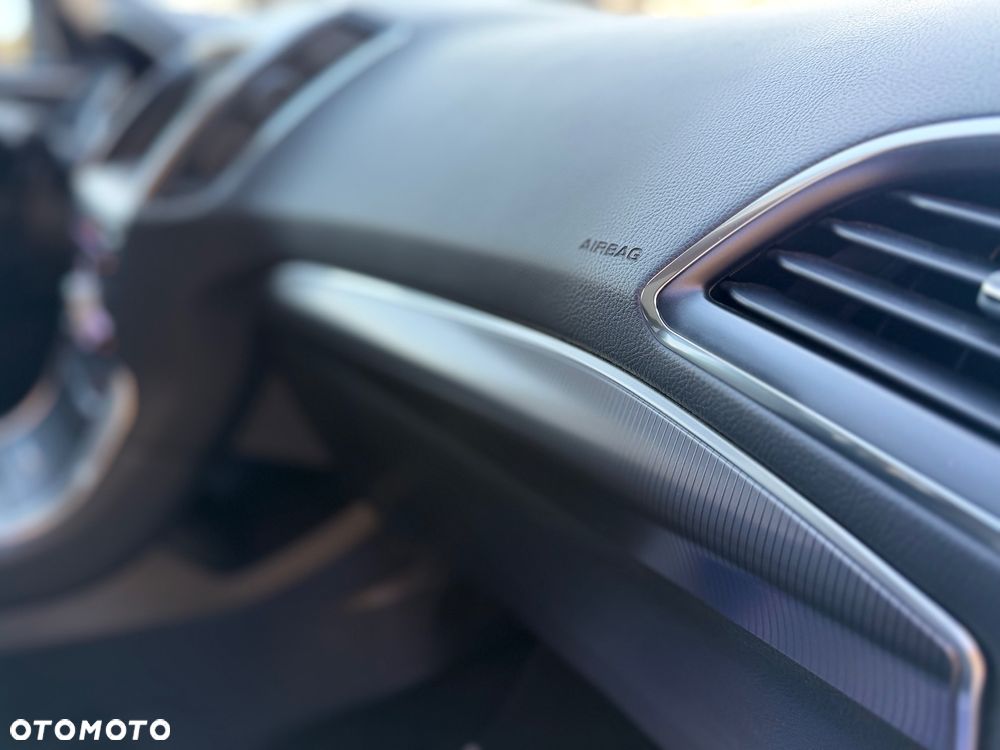 Ford S-Max 2.0 EcoBlue Titanium - 27