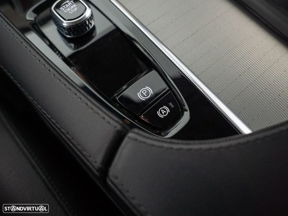 Volvo XC 90 2.0 T8 PHEV Plus Bright AWD - 28