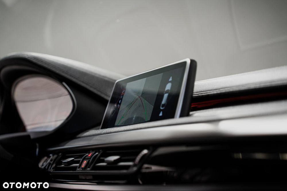 BMW X6 xDrive30d - 7