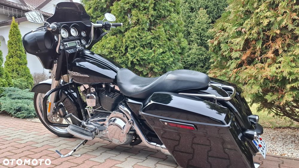 Harley-Davidson Touring Street Glide - 3