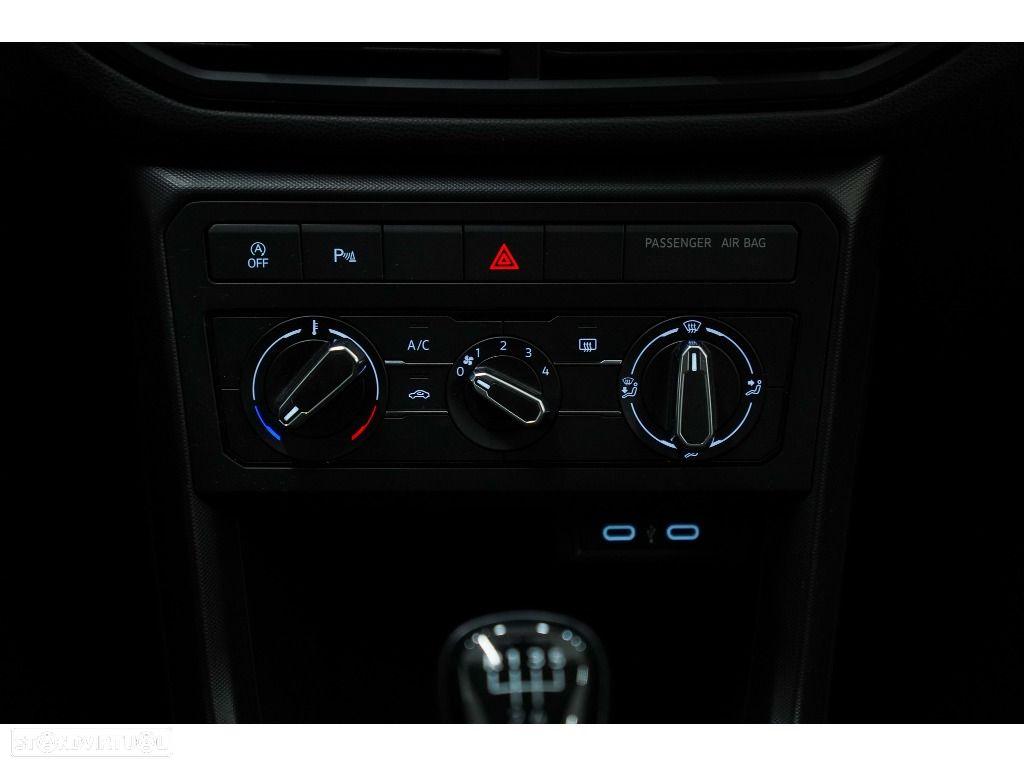 VW T-Cross - 21