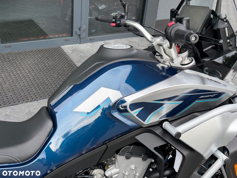 CFMoto 800MT Touring - 11