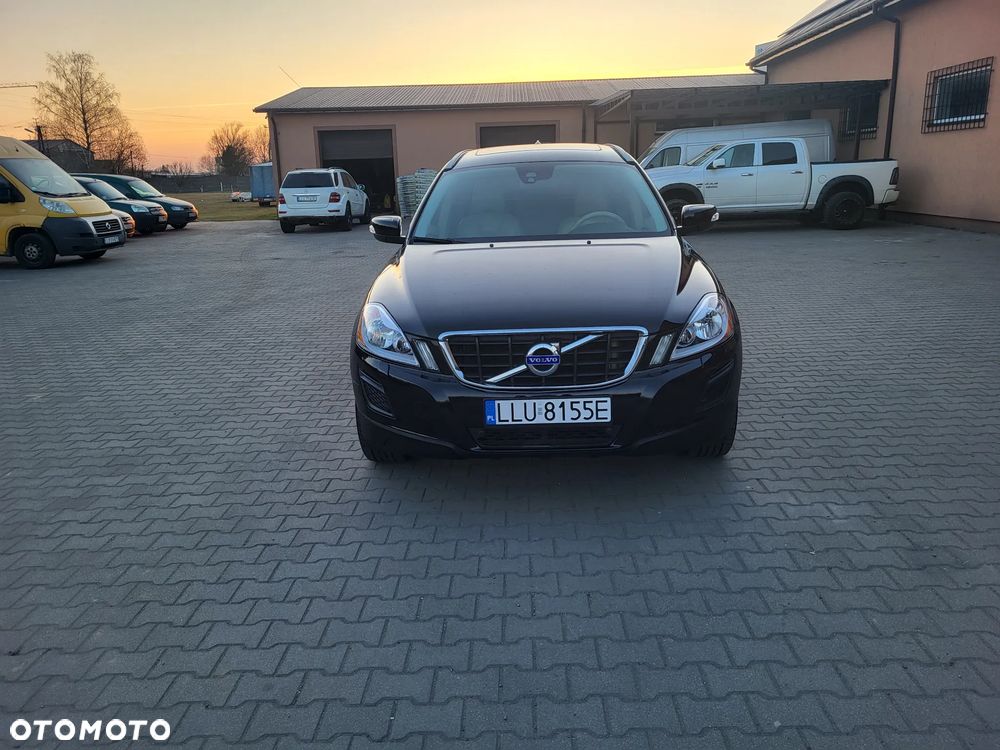 Volvo XC 60 - 2