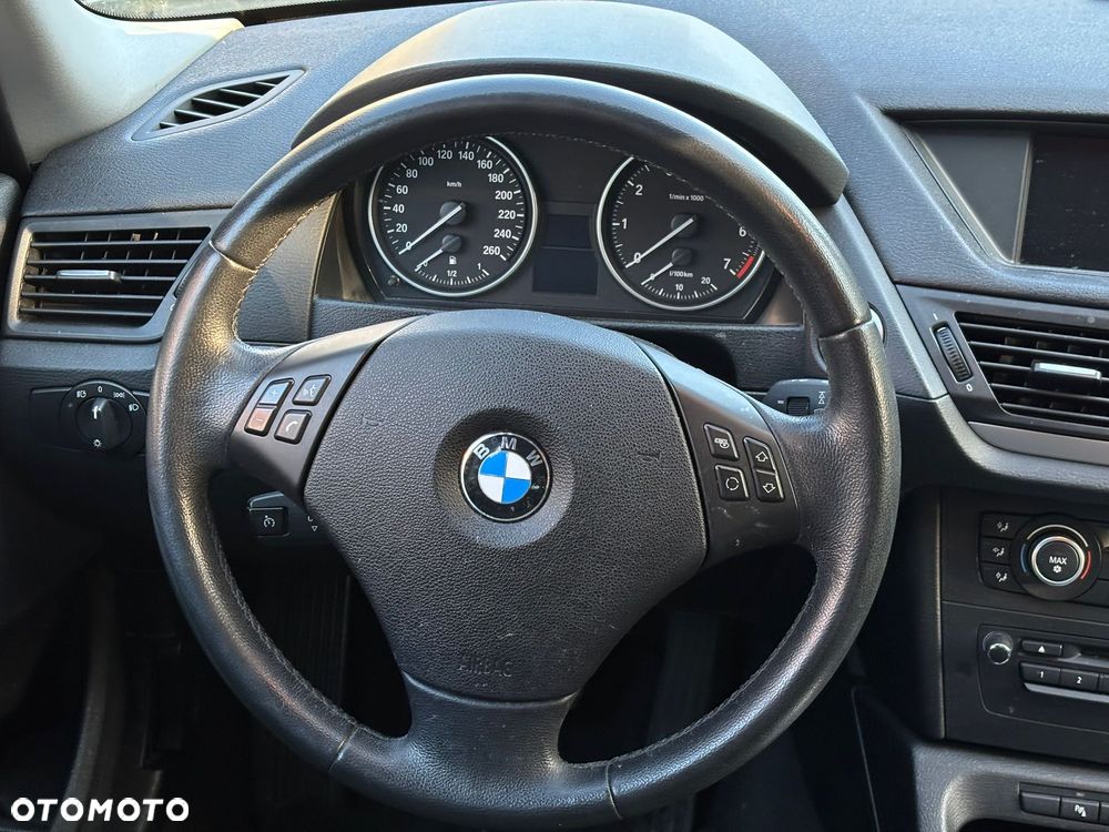 BMW X1 - 16