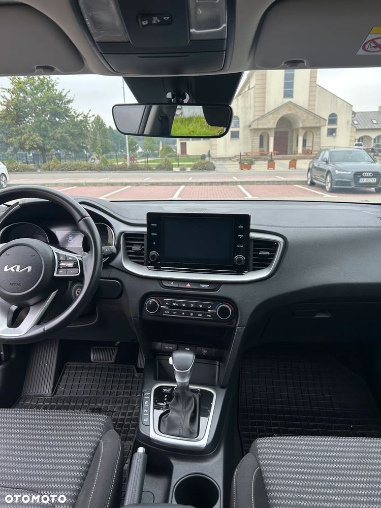 Kia XCeed 1.5 T-GDI M DCT - 14