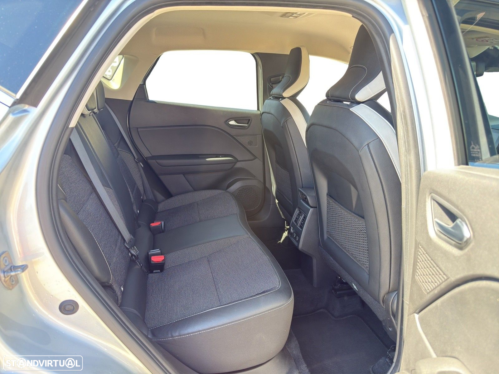 Renault Captur 1.0 TCe Intens Bi-Fuel - 16