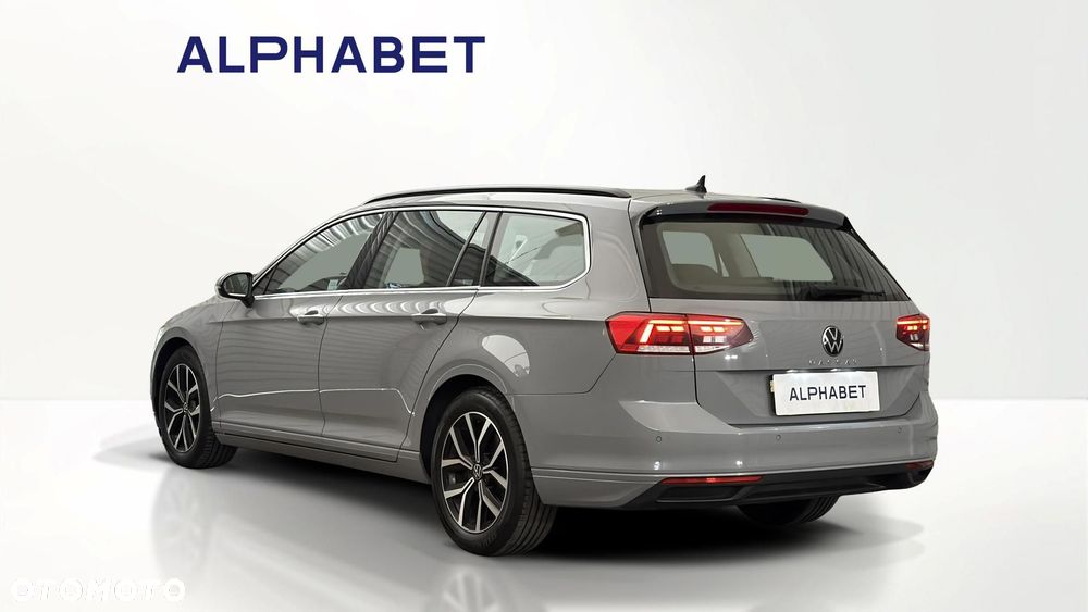 Volkswagen Passat - 3