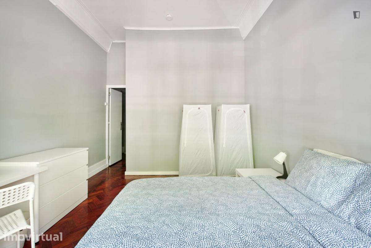 Quarto - localizado em Saldanha Lisbon - Grande imagem: 5/56