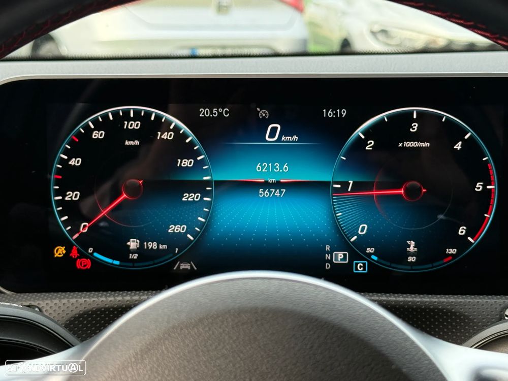 Mercedes-Benz A 180 Limousine d AMG Line Aut. - 40