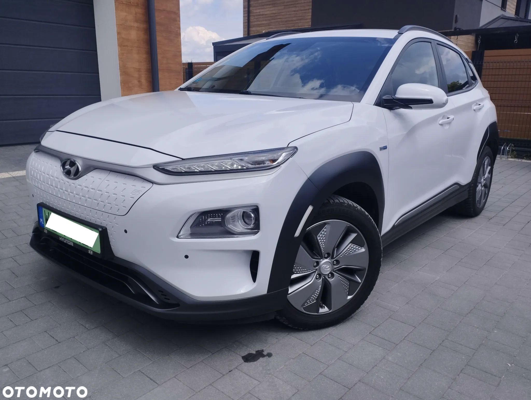 Hyundai Kona Electric 39kWh Premium - 1