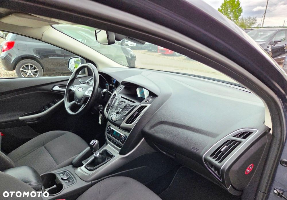 Ford Focus - 20