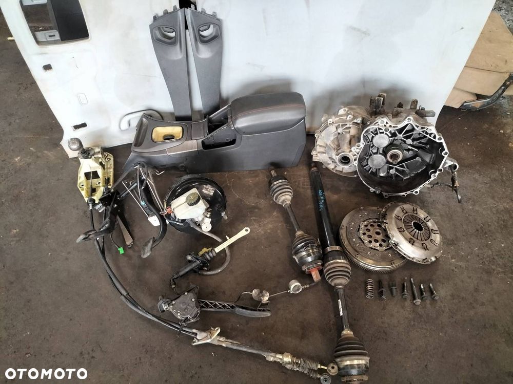 PRZEKŁADKA NA MANUAL SKRZYNIA 5 BIEGÓW VOLVO S80 I 2.5 TDI P1208961 - 1