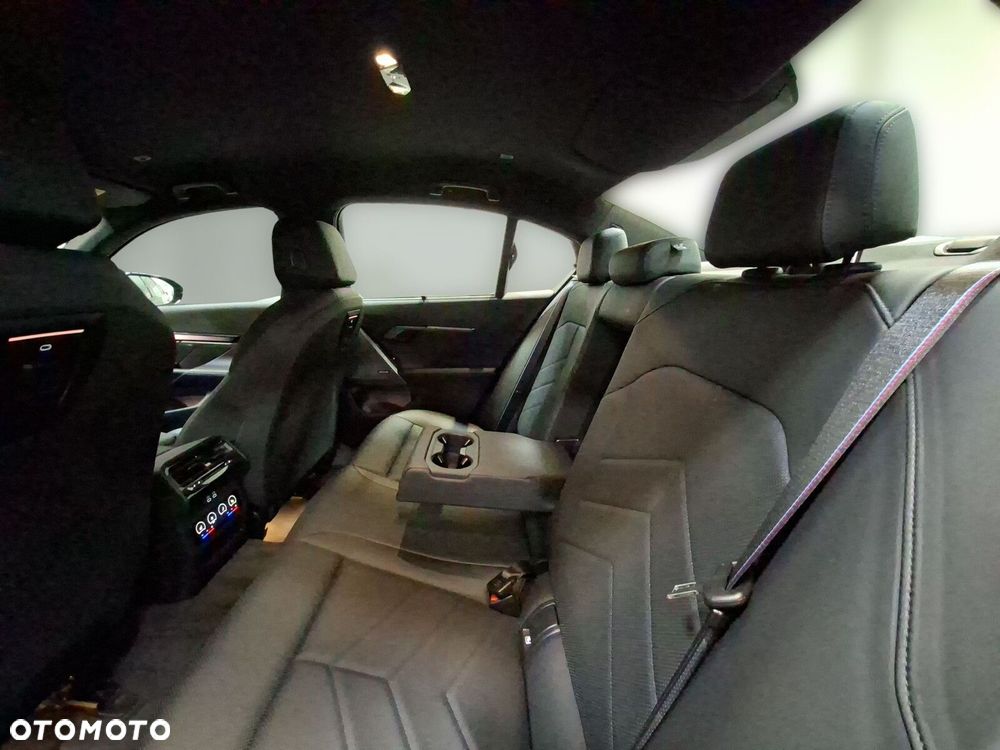 BMW Seria 5 - 18
