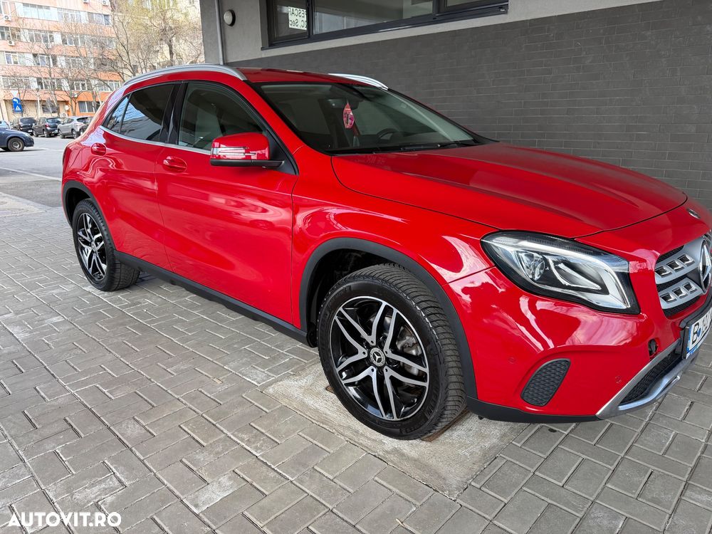 Mercedes-Benz GLA 200 d 4MATIC Aut. - 10