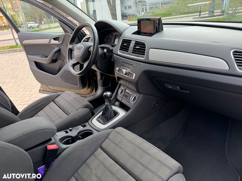 Audi Q3 2.0 TDI - 12