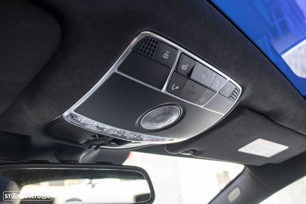 Mercedes-Benz S 63 AMG 4-Matic - 29