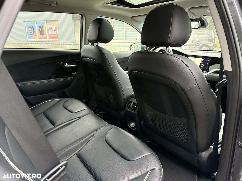 Kia Niro - 16