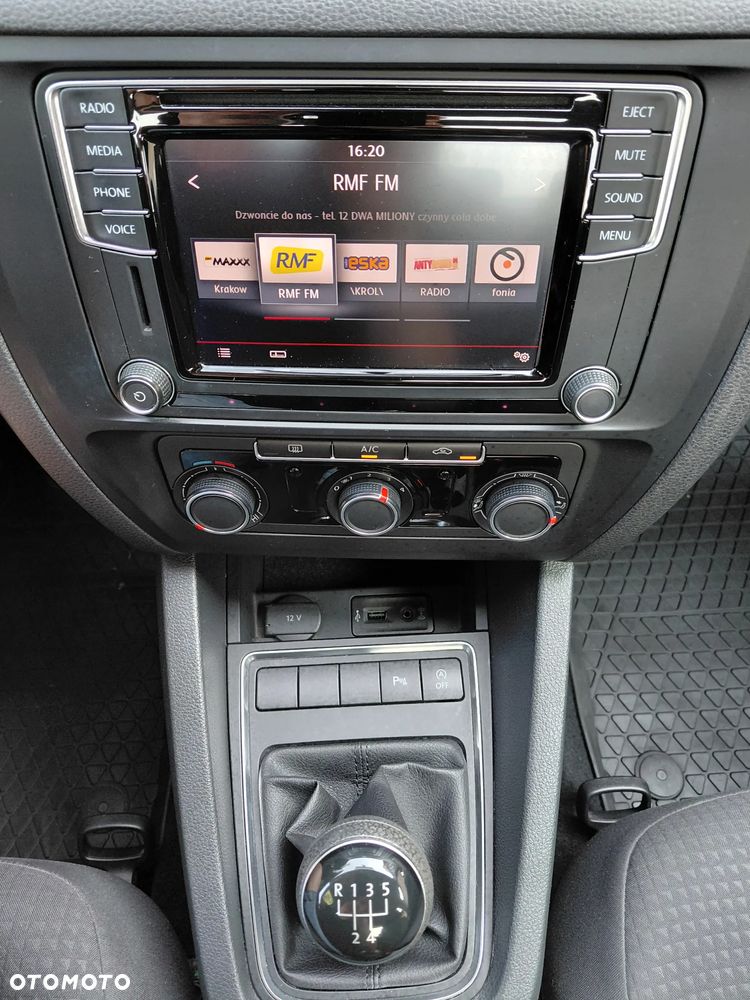 Volkswagen Jetta 2.0 TDI DPF BMT Comfortline - 21