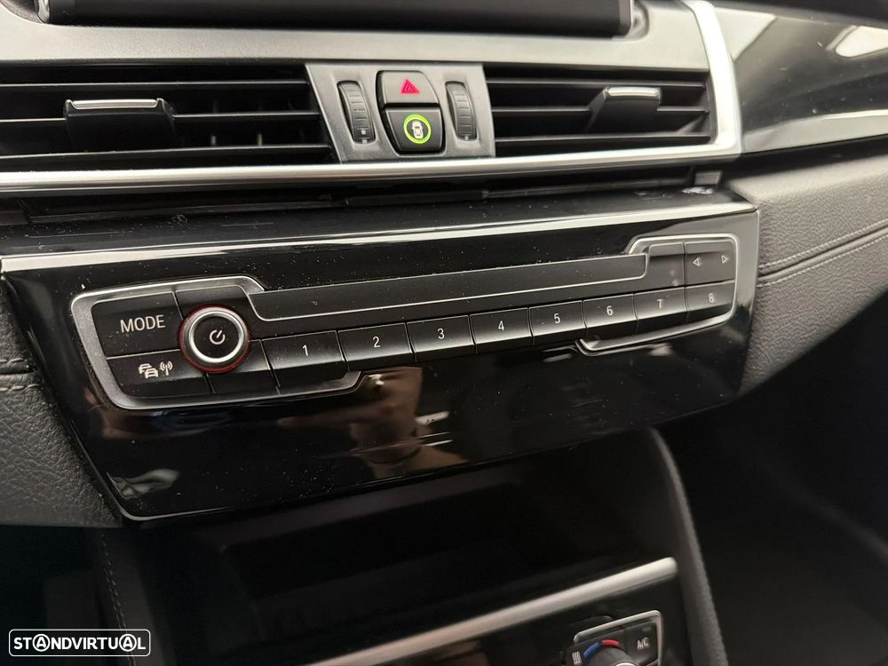 BMW 214 Active Tourer d Line Sport - 7