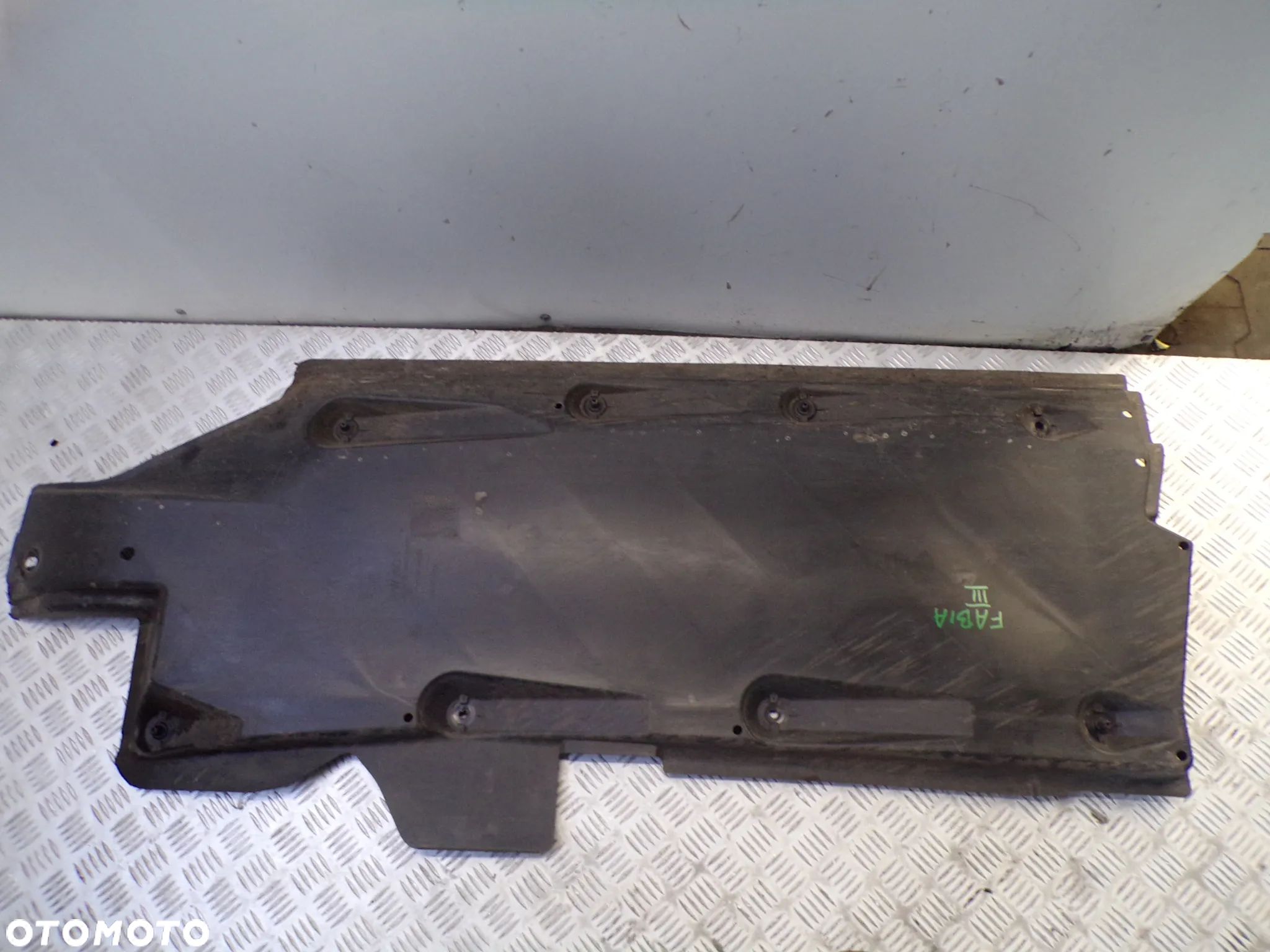 PŁYTA OSŁONA PODWOZIA SKODA FABIA III VOLKSWAGEN POLO 6R 6R0825201B - 1