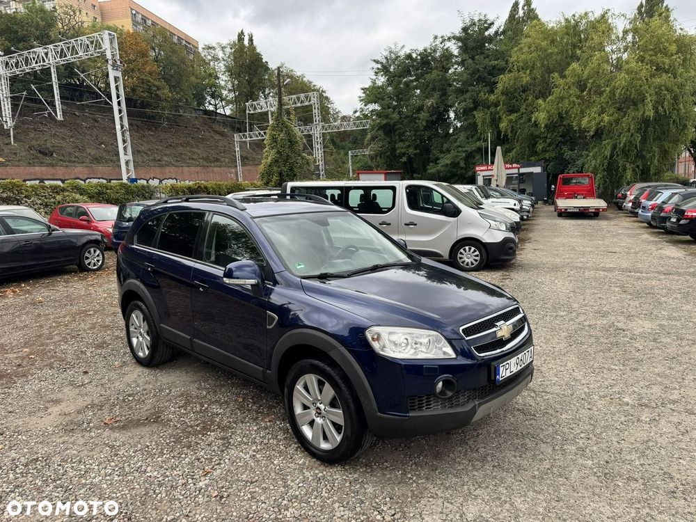 Chevrolet Captiva 2.0 4WD 7 Sitzer Automatik LT Exclusive - 40