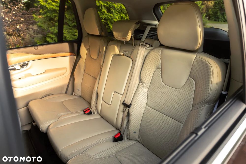 Volvo XC 90 B5 D AWD Inscription 7os - 17
