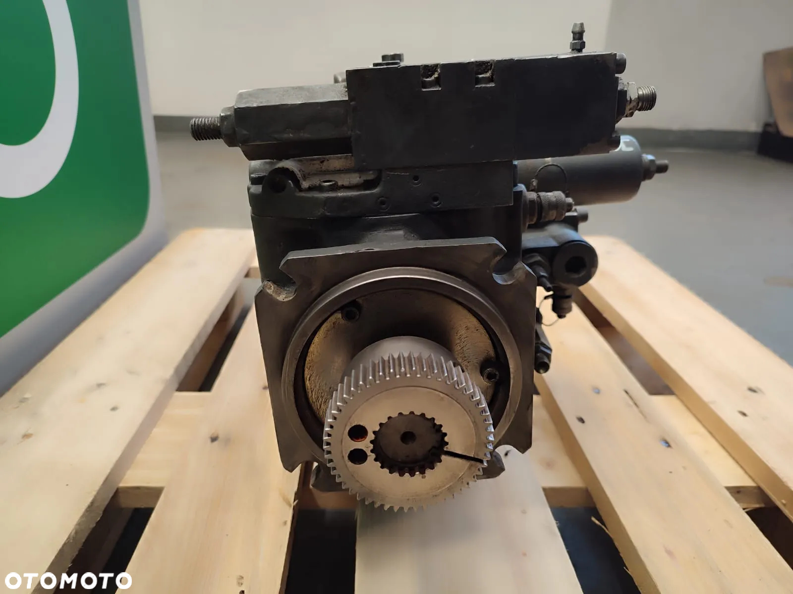 Pompa jazdy 90R055 ZFDNN64 Sauer Danfoss 519361 JCB 409 - 10