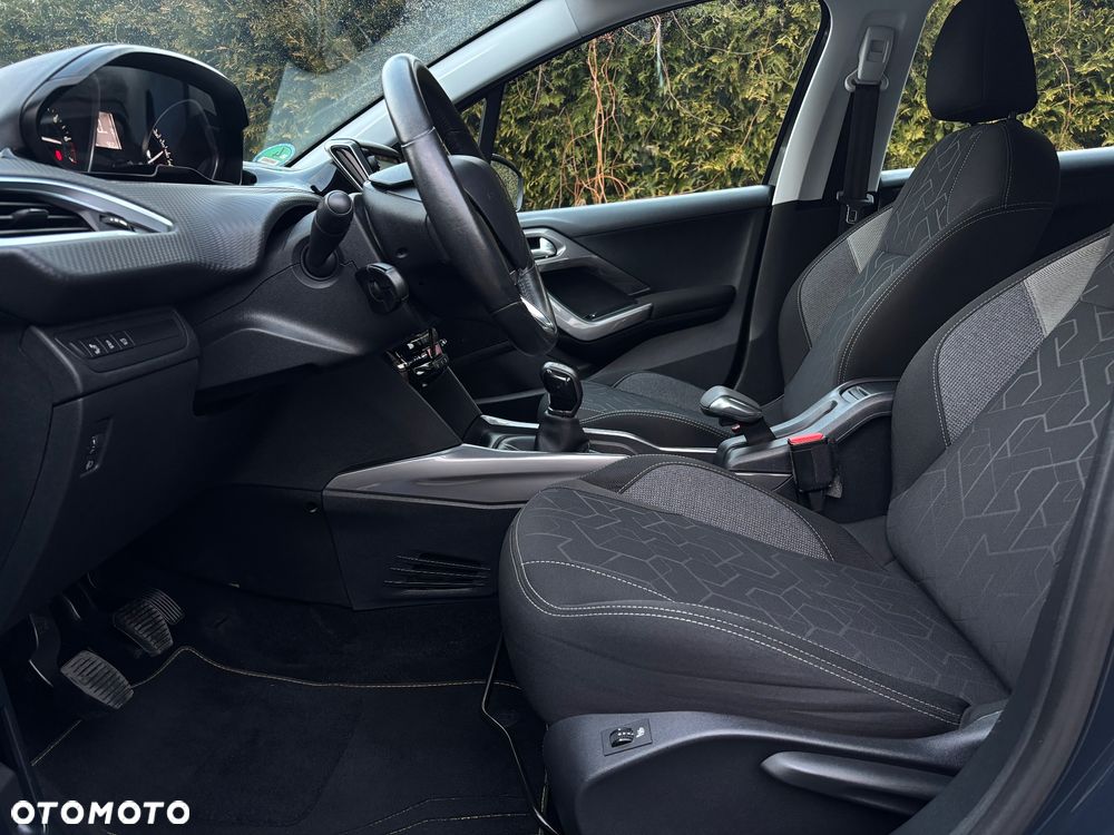 Peugeot 2008 PureTech 110 Stop&Start Business-Line - 17