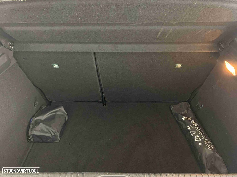 Renault Clio 1.0 TCe Techno Bi-Fuel - 7