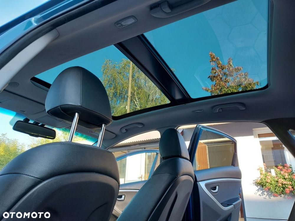 Hyundai i30 - 24