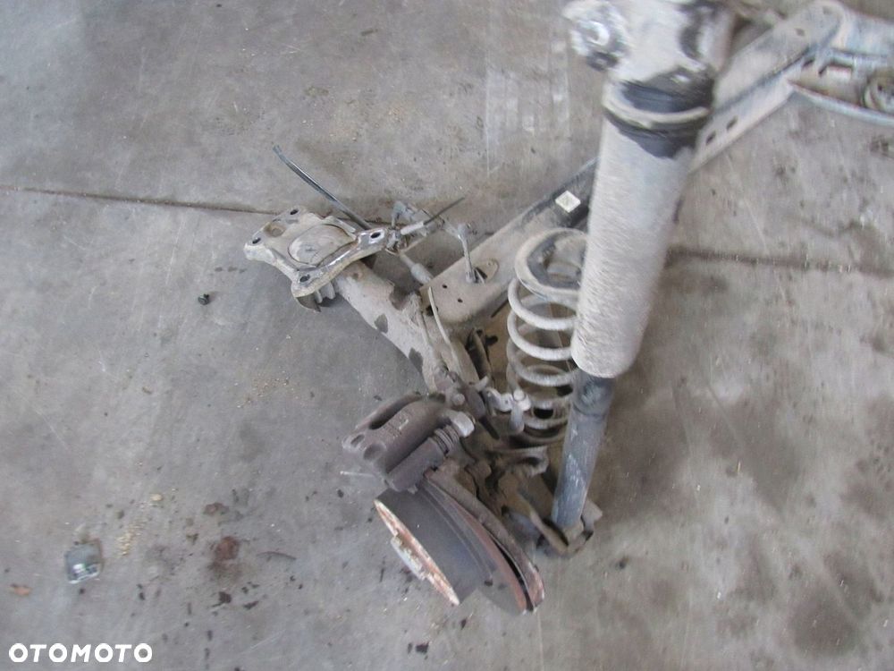 Seat Leon III 5F 2014 TYŁ ZAWIESZENIE OŚ - 3