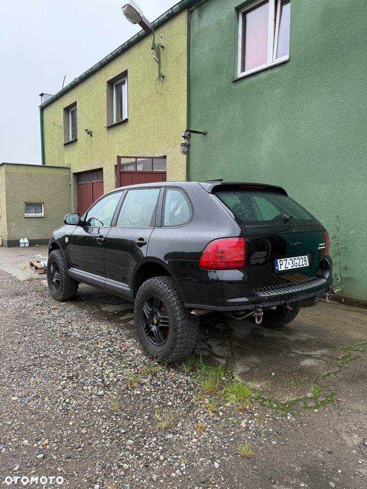 Porsche Cayenne - 3