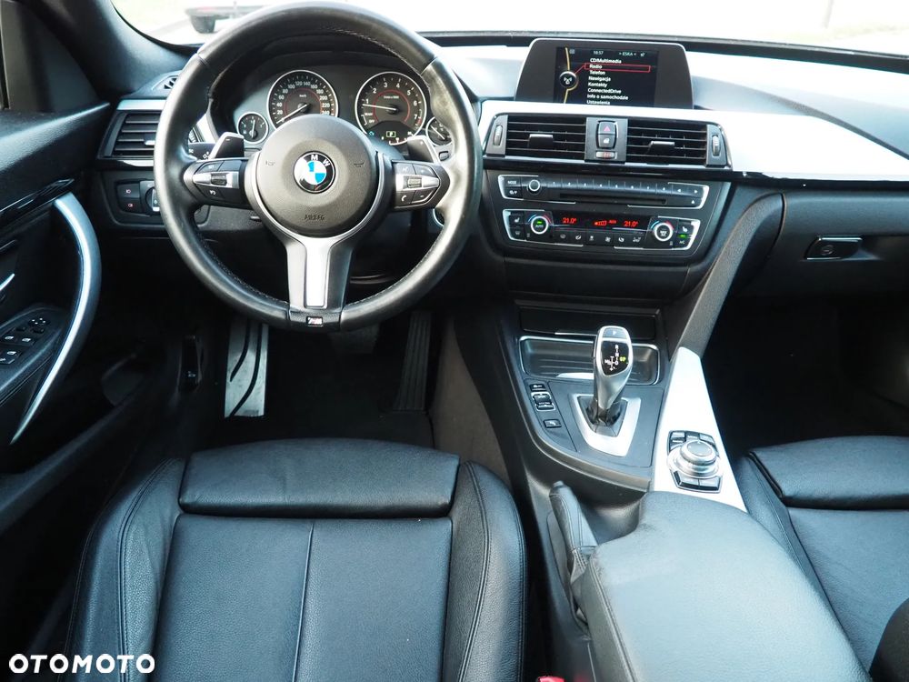 BMW 3GT 335i M Sport - 33
