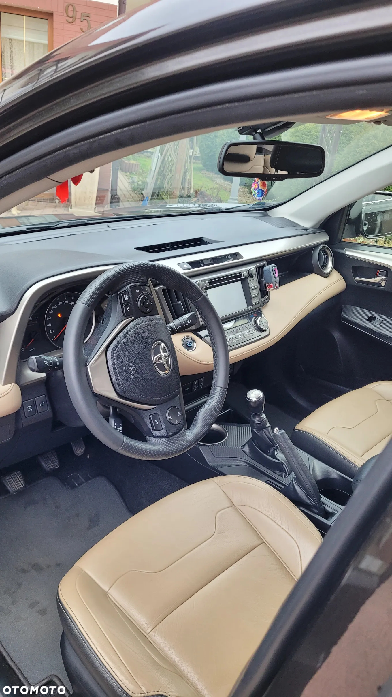 Toyota RAV4 2.0 D-4D Premium - 6