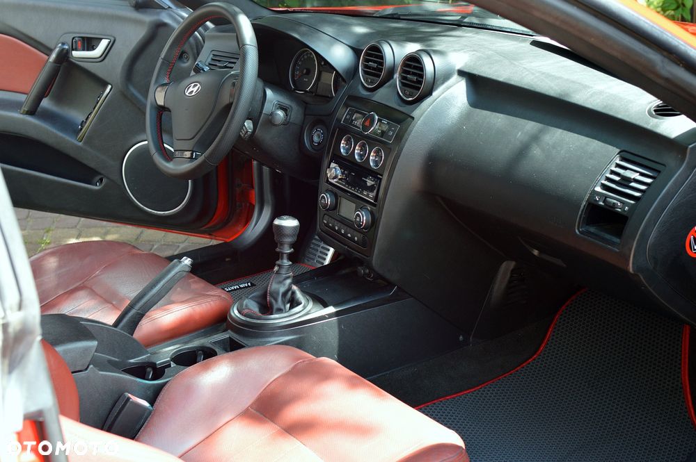 Hyundai Coupe 2.7 V6 Sport - 12