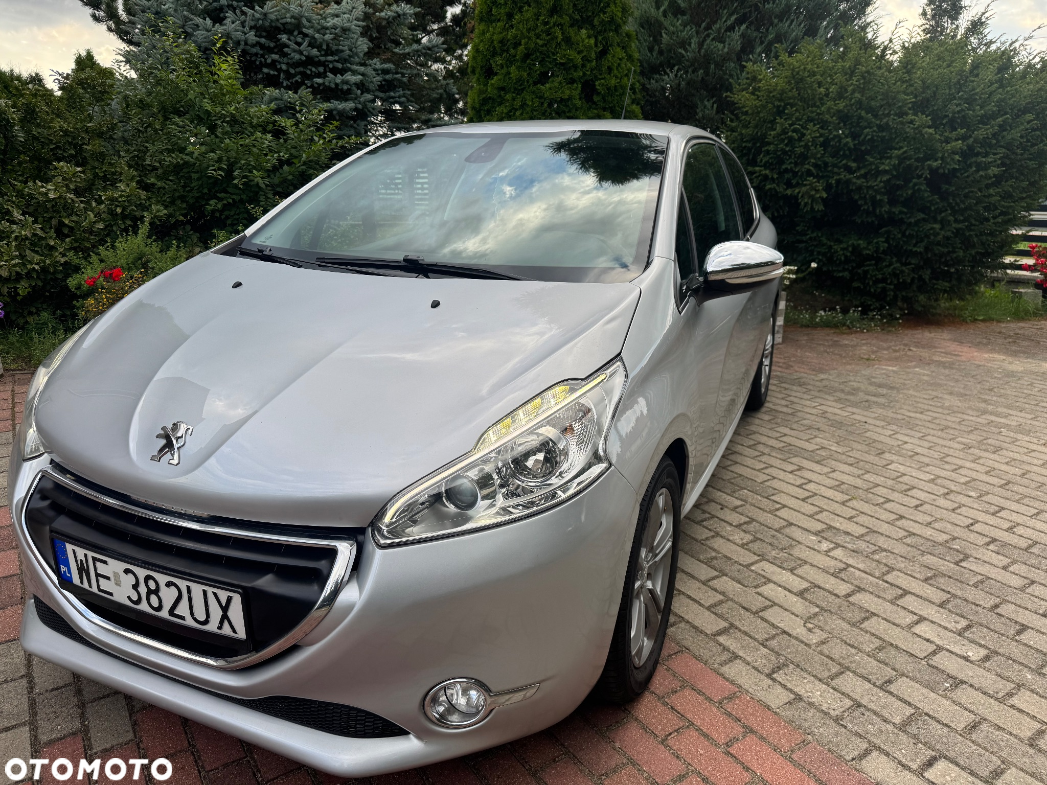 Peugeot 208 1.6 VTi Allure - 12