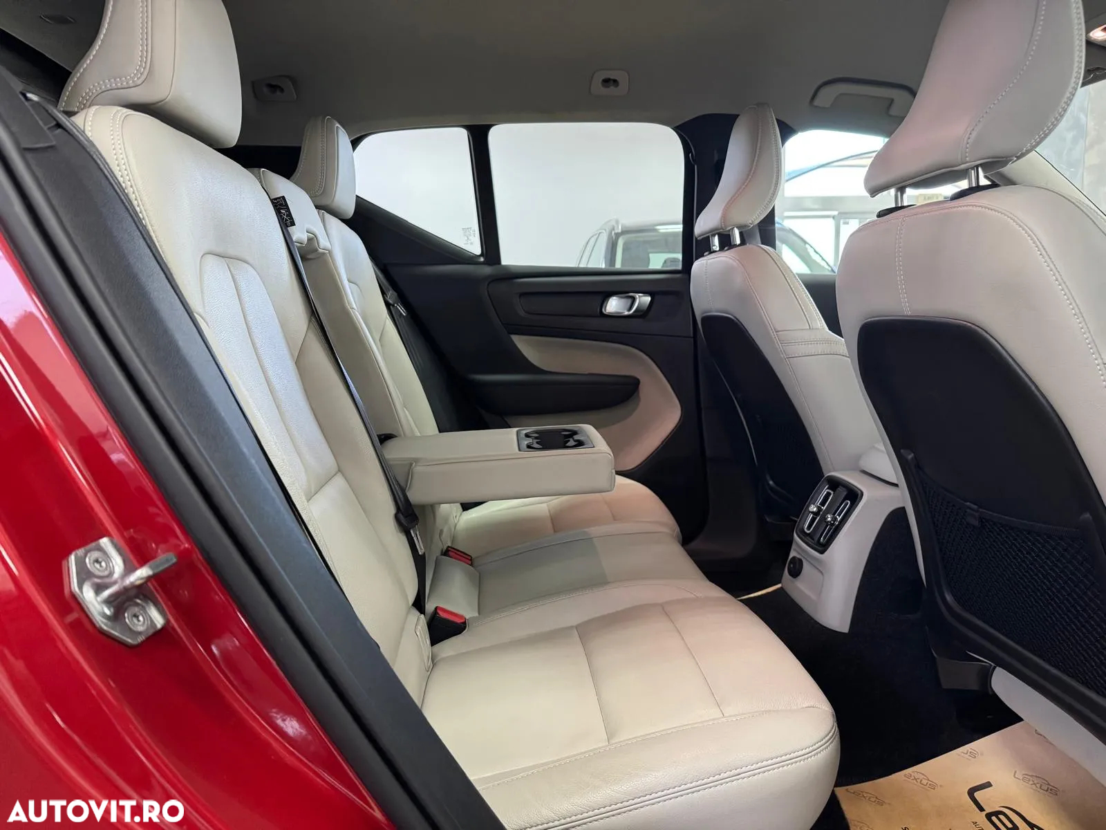 Volvo XC 40 T4 Recharge DKG Inscription - 17