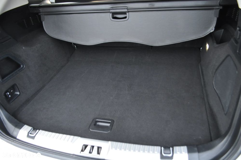 Ford Edge 2.0 TDCi 4x4 ST-LINE - 32