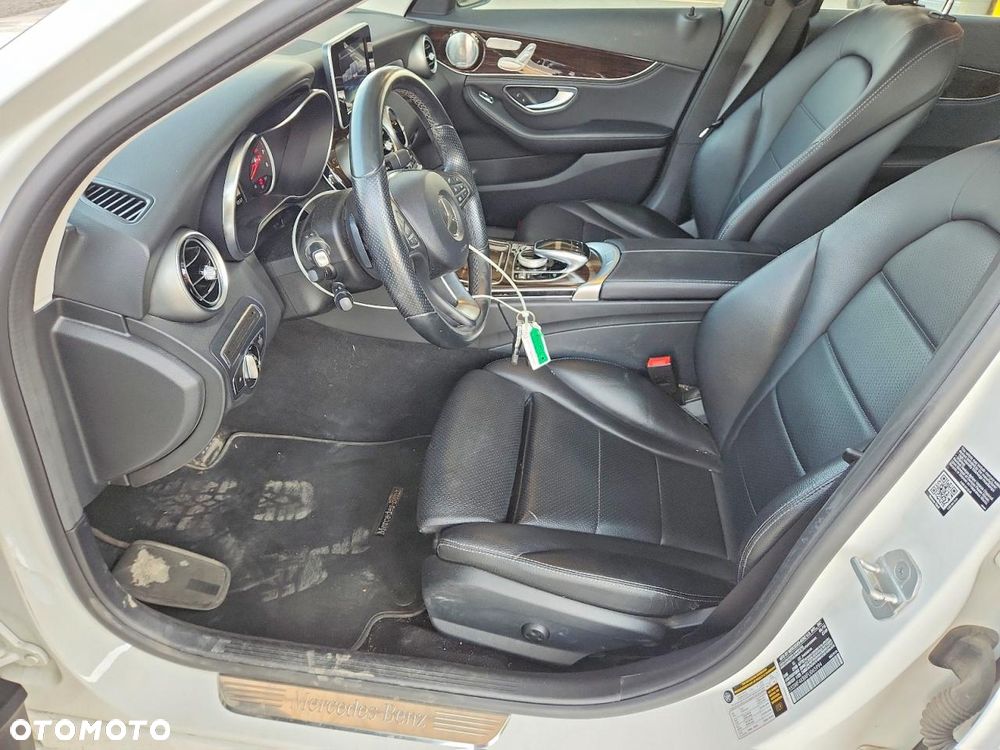 Mercedes-Benz Klasa C 300 7G-TRONIC Exclusive - 8