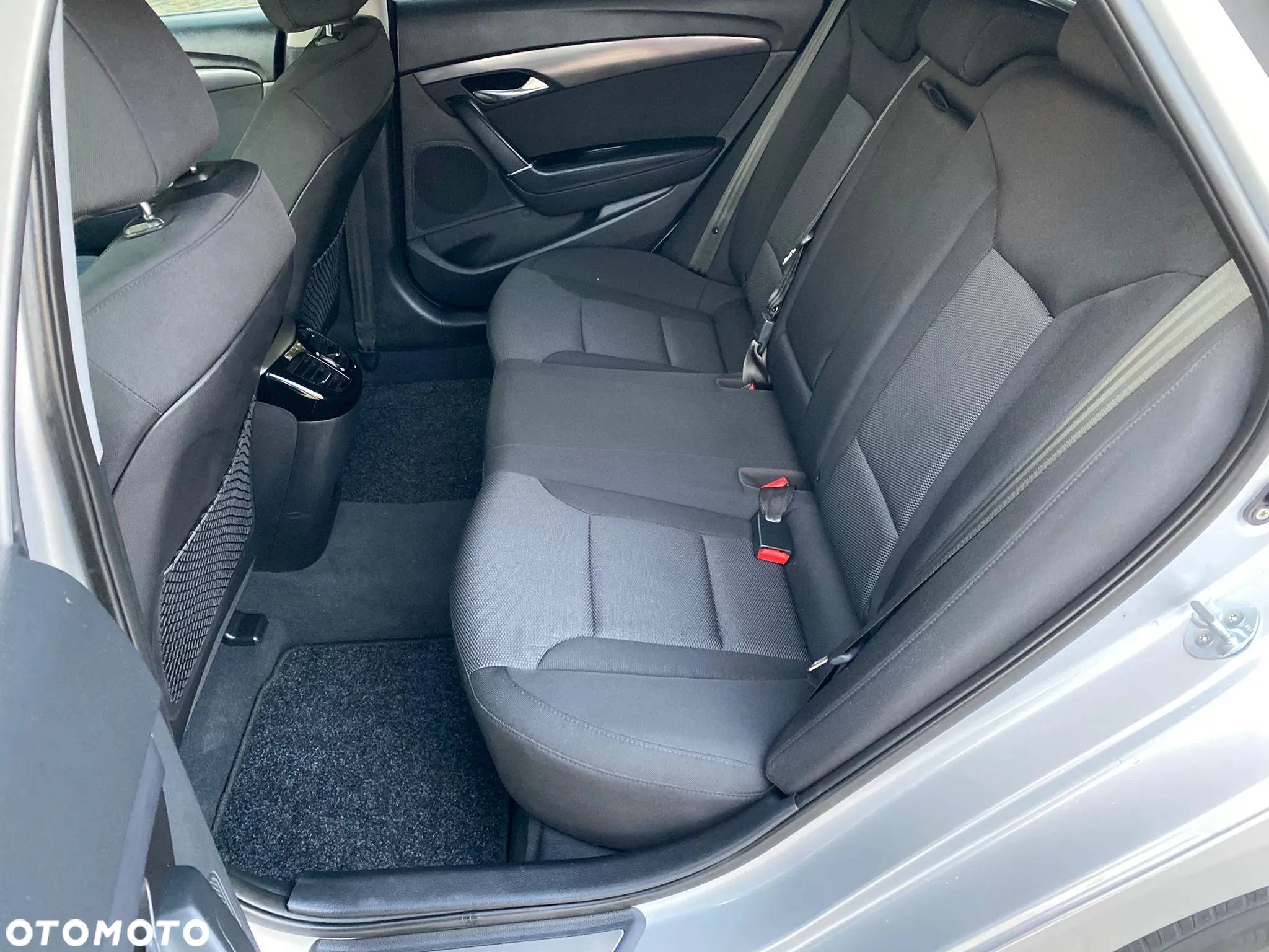 Hyundai i40 Kombi blue 1.7 CRDi Style - 8
