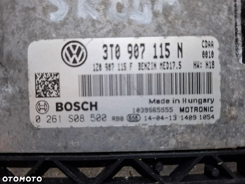 Komputer sterownik silnika Skoda Superb 1,8TFSI Rok 2014 nr 3T0907115N - 3