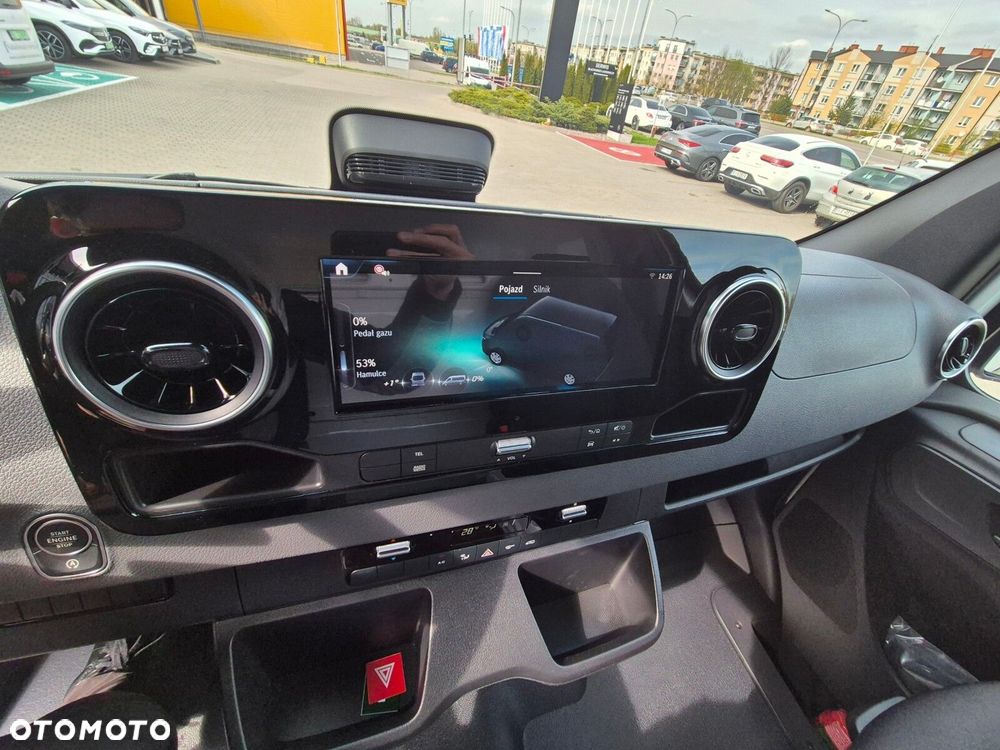 Mercedes-Benz Sprinter 519 CDI OM654 - 13