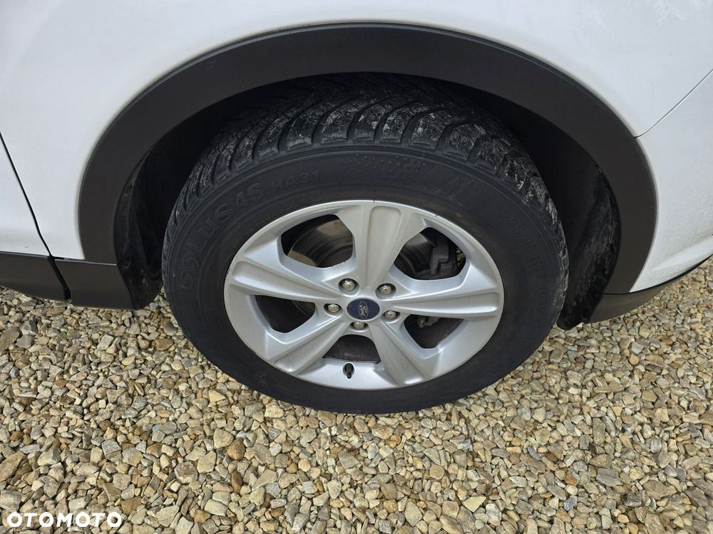 Ford Kuga - 26