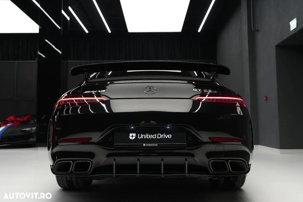 Mercedes-Benz AMG - 32